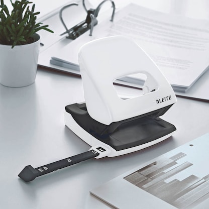 Artikelbild 10 für AKTION: LEITZ Locher NeXXt 5008 WOW perlweiß mit Prämie nach Registrierung, Artikelnummer 368258