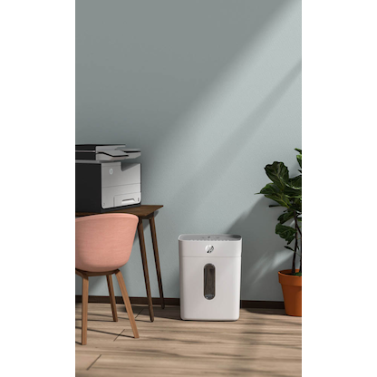 Artikelbild 8 für AKTION: HP OneShred 8CC Aktenvernichter mit Partikelschnitt P-4, 5 x 18 mm, bis 8 Blatt, weiß, Artikelnummer 684262