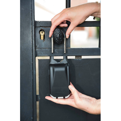 Artikelbild 7 für Master Lock® 5420EURD Schlüsseltresor silber Zahlenschloss, Artikelnummer 727721