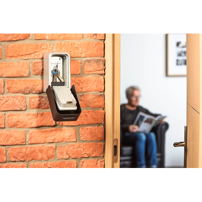 Artikelbild 7 für Master Lock® 5426EURD Schlüsseltresor silber Zahlenschloss, Artikelnummer 727624