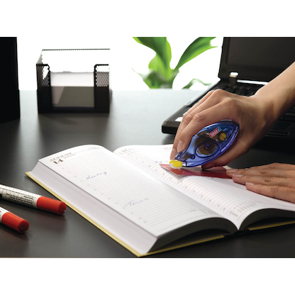 Artikelbild 4 für tesa Kleberoller dauerhaft, Artikelnummer 640367