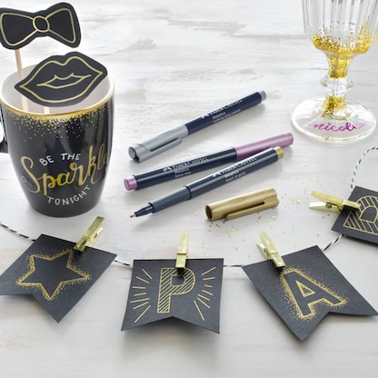 Artikelbild 3 für FABER-CASTELL Metallics Permanentmarker farbsortiert 1,5 mm, 6 St., Artikelnummer 158432