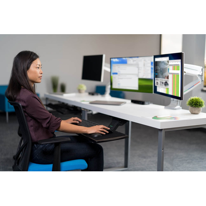 Artikelbild 16 für Kensington Monitor-Halterung SmartFit One-Touch K55471EU grau für 2 Monitore, Tischklemme, Tischbohrung, Artikelnummer 874300