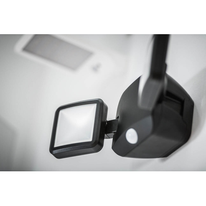 Artikelbild 2 für LEDVANCE LED-Außenleuchte mit Dämmerungssensor und Bewegungsmelder Battery LED Spotlight Double, schwarz 10 W, Artikelnummer 340212