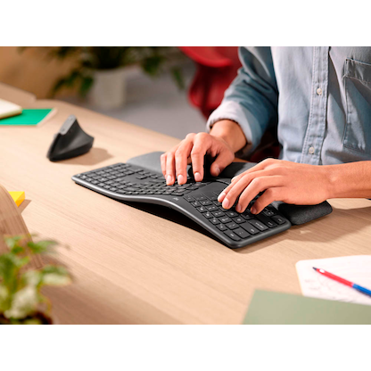 Artikelbild 3 für Logitech ERGO K860 ergonomische Tastatur kabellos schwarz, Artikelnummer 162083