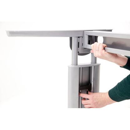 Artikelbild 6 für HAMMERBACHER US12 höhenverstellbarer Schreibtisch nussbaum rechteckig, C-Fuß-Gestell silber 120,0 x 80,0 cm, Artikelnummer 860712