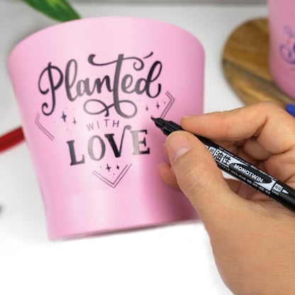 Artikelbild 4 für Tombow MONO twin Permanentmarker schwarz 0,4 - 0,8 mm, 1 St., Artikelnummer 300253