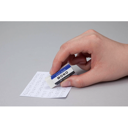 Artikelbild 3 für Tombow Radiergummi MONO XS weiß, 1 St., Artikelnummer 399182