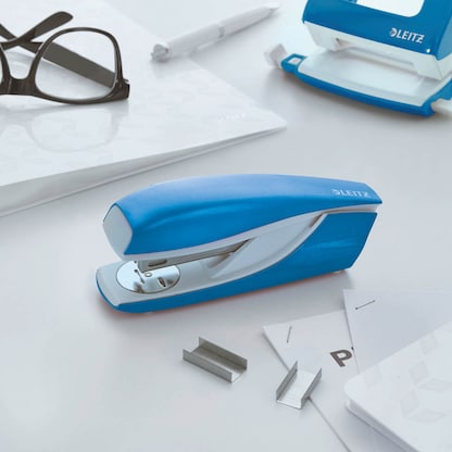 Artikelbild 4 für AKTION: LEITZ Heftgerät NeXXt 5502 WOW blau mit Prämie nach Registrierung, Artikelnummer 368290