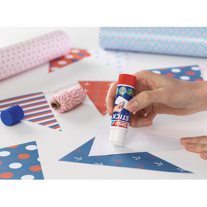 Artikelbild 3 für 3 + 1 GRATIS: 3 tesa ecoLogo Klebestifte 20,0 g + GRATIS 1 St., Artikelnummer 675124