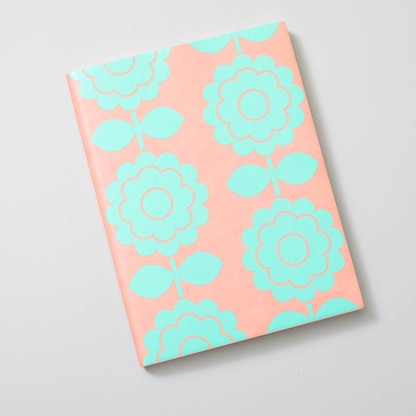 Artikelbild 4 für cricut™ Transferklebeband ohne Trägerfolie für Vinylfolien 33,0 cm x 22,8 m, 1 Rolle, Artikelnummer 958342