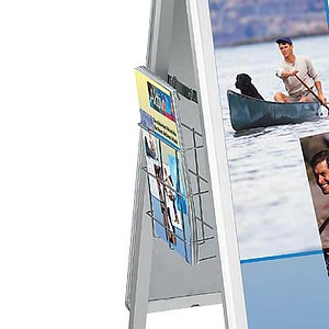 Showdown® Displays Prospektkorb für Plakatständer Showdown® Displays Prospektkorb für Plakatständer